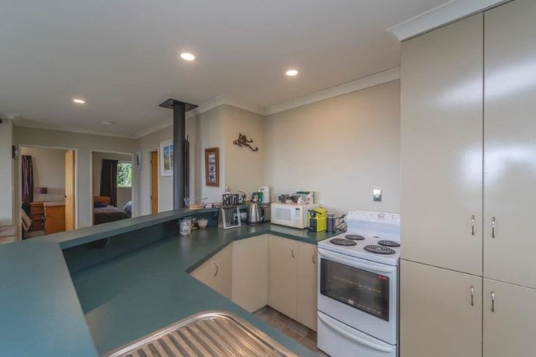Photo of property in 14 Sandy Bay Drive, Mataikona, Tinui, 5889