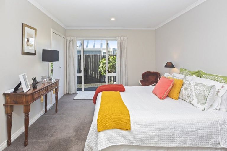 Photo of property in 30a Waiwetu Street, Fendalton, Christchurch, 8052