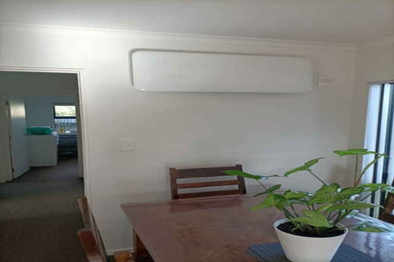 Photo of property in 42 Luanda Drive, Ranui, Auckland, 0612