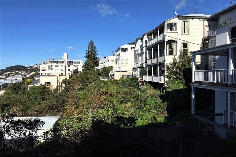 Photo of property in 227 The Terrace, Wellington Central, Wellington, 6011