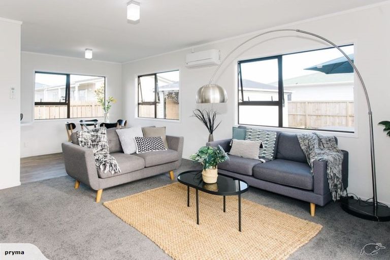 Photo of property in 2/256 Porchester Road, Takanini, 2112