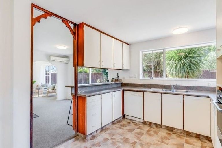 Photo of property in 56 Parkstone Avenue, Ilam, Christchurch, 8041