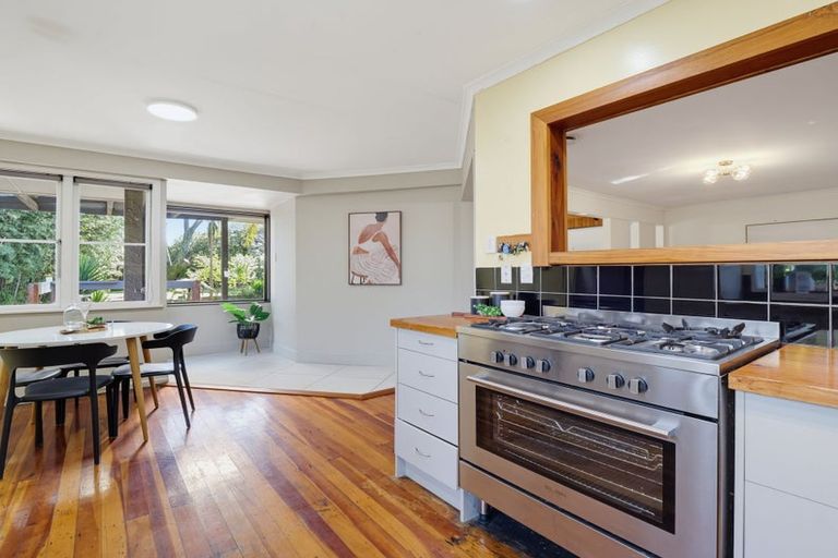 Photo of property in 1 Maxwells Line, Awapuni, Palmerston North, 4412