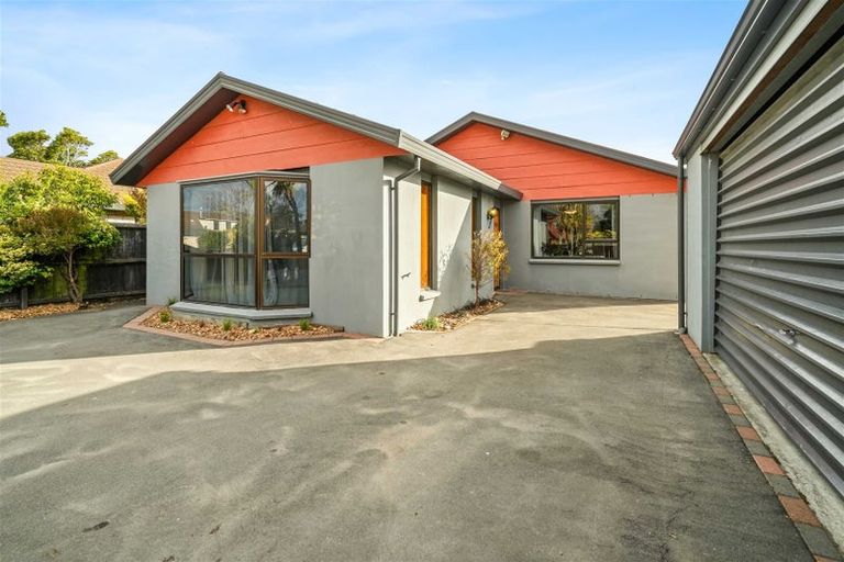 Photo of property in 14 Fernbrook Place, Mairehau, Christchurch, 8013
