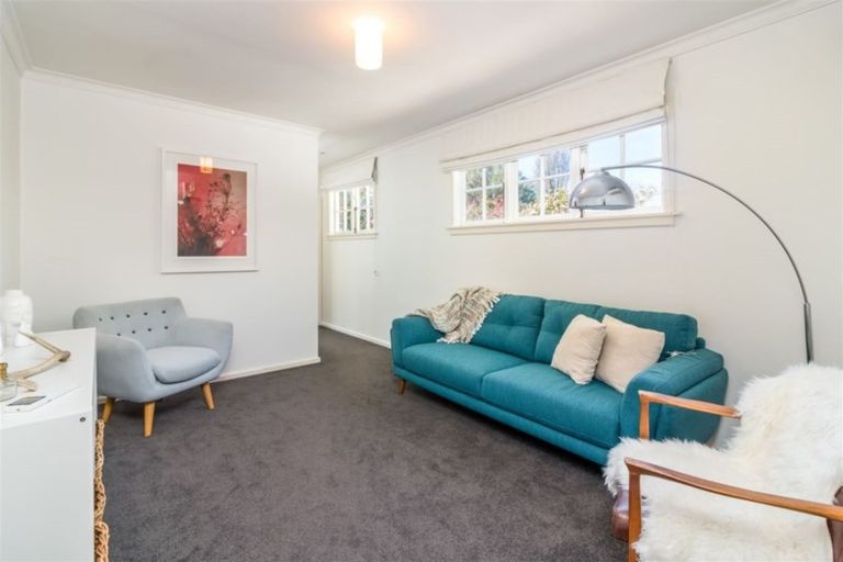 Photo of property in 11 Joyce Crescent, Ilam, Christchurch, 8041