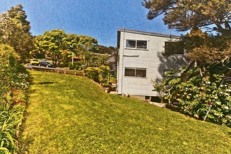 Photo of property in 2/26 Bryers Place, Bayview, Auckland, 0629