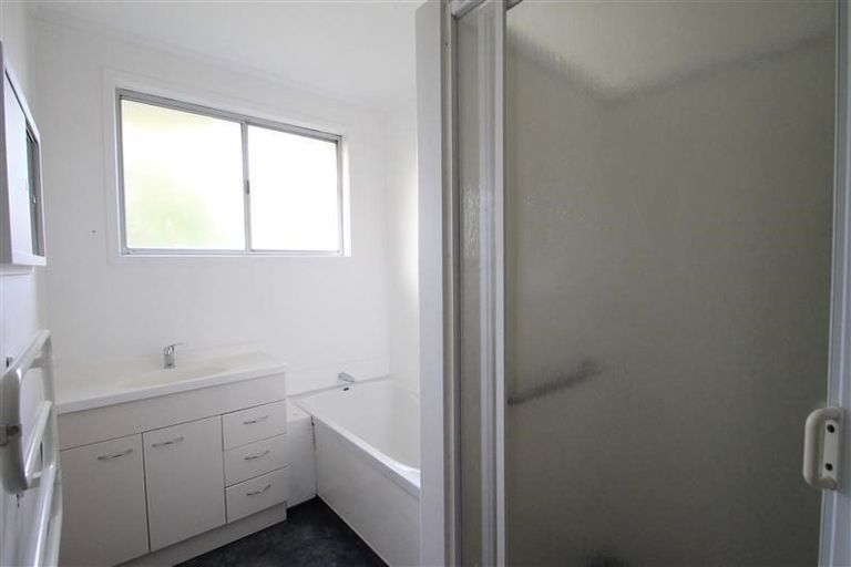 Photo of property in 30 Killarney Avenue, Torbay, Auckland, 0630