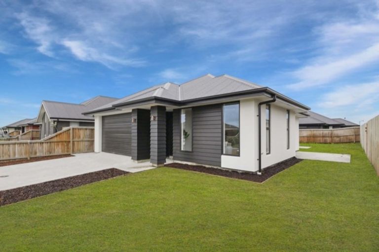 Photo of property in 27 Park Lane, Rolleston, 7614