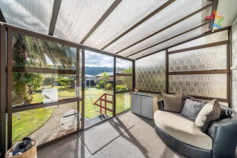 Photo of property in 21 Bledisloe Crescent, Wainuiomata, Lower Hutt, 5014