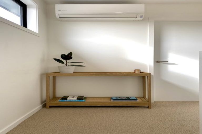 Photo of property in 13 Tuke Lane, Wanaka, 9305