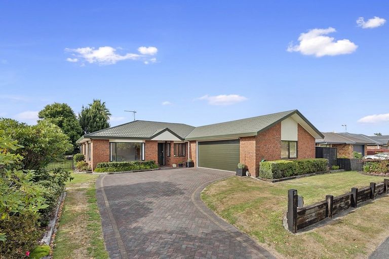 Photo of property in 20 Farringdon Avenue, Rototuna North, Hamilton, 3210