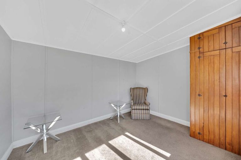 Photo of property in 16 Greta Street, South Hill, Oamaru, 9400