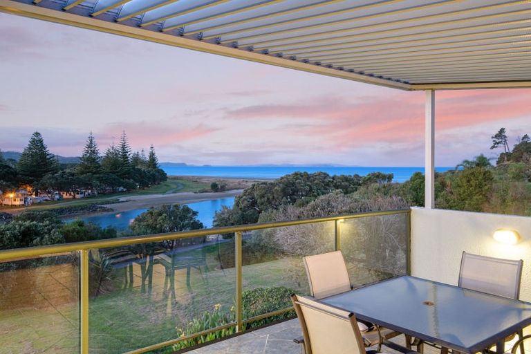 Photo of property in 3/42 Amorino Drive, Red Beach, 0932