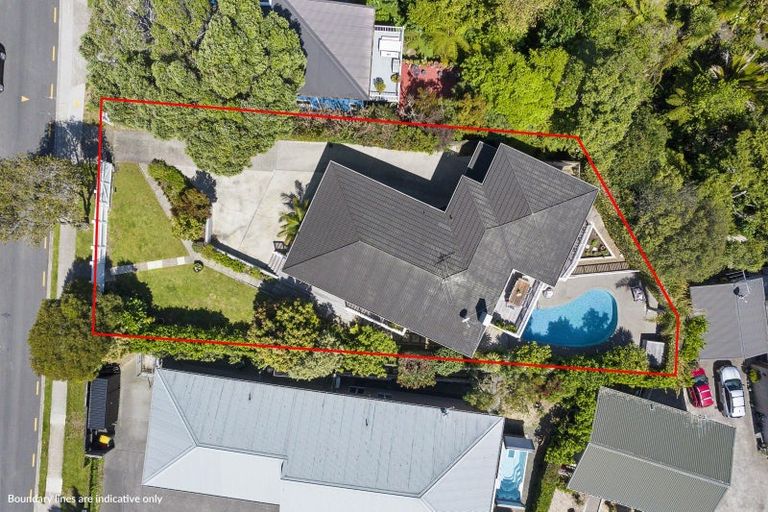 Photo of property in 13 Evelyn Road, Cockle Bay, Auckland, 2014