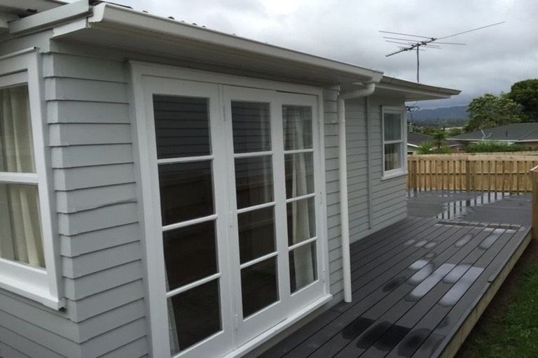 Photo of property in 10 Kaikoura Street, Henderson, Auckland, 0612