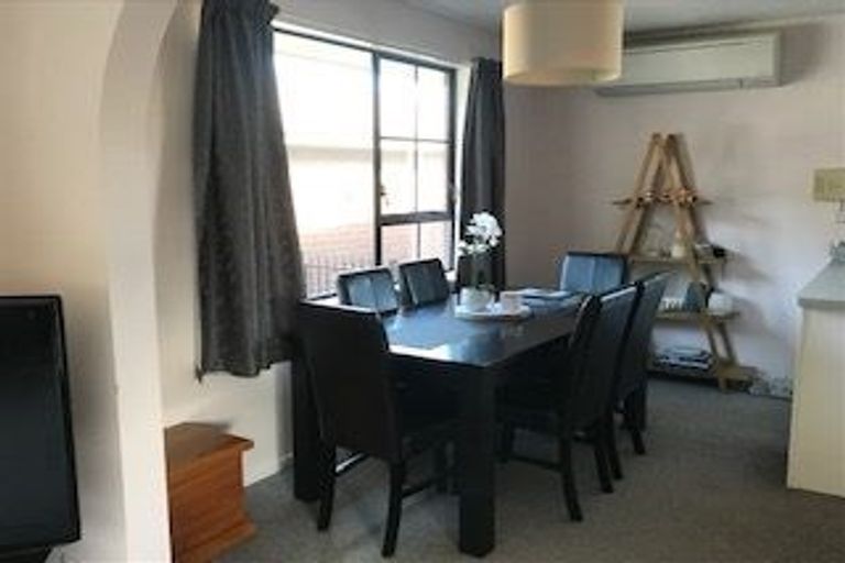 Photo of property in 93 Royal Park Drive, Parklands, Christchurch, 8083