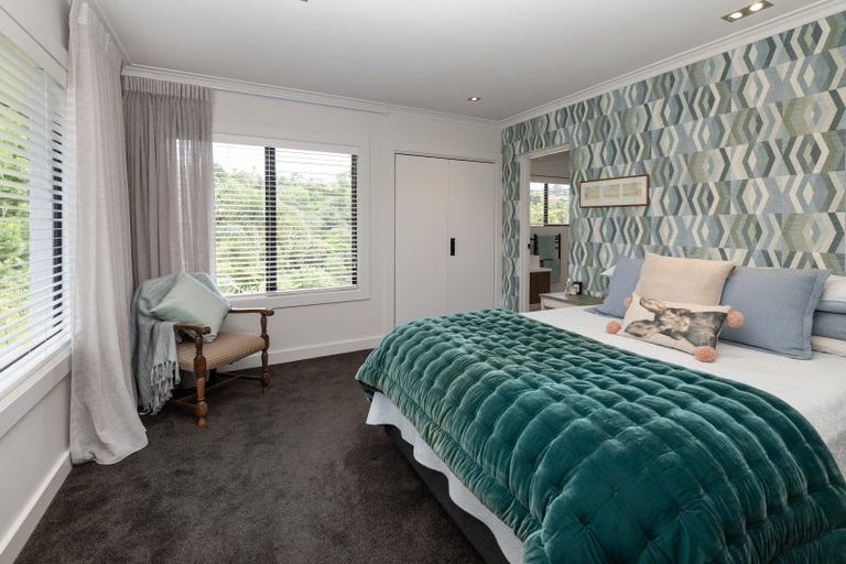 Photo of property in 26 Estuary Views, Shelly Park, Auckland, 2014