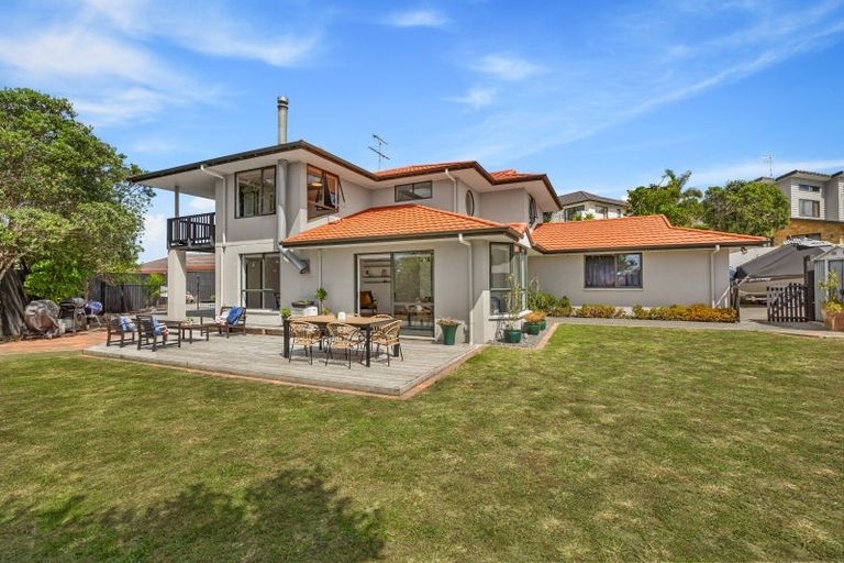 Photo of property in 30 Mariner Drive, Gulf Harbour, Whangaparaoa, 0930