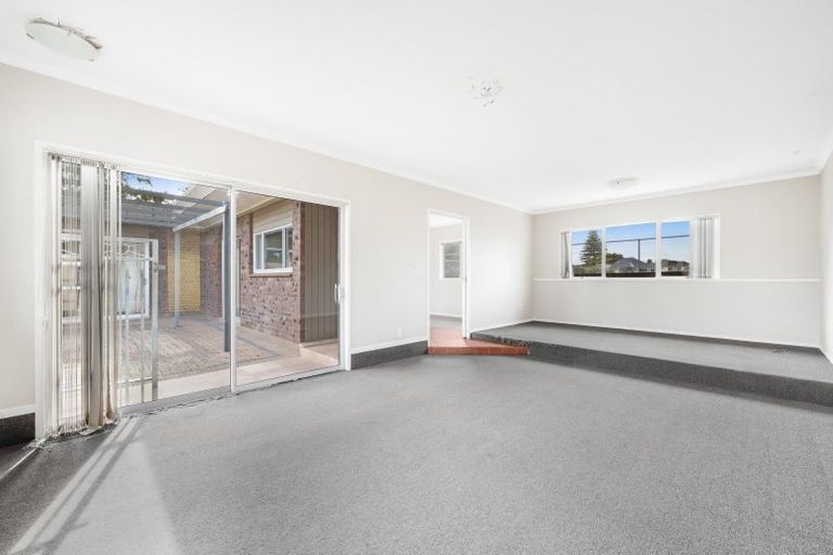 Photo of property in 1/35 Vivian Wilson Drive, Eastern Beach, Auckland, 2012