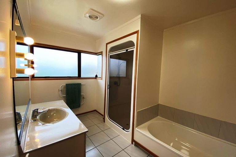 Photo of property in 30 East Avenue, Manly, Whangaparaoa, 0930