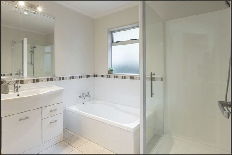 Photo of property in 151 Milton Road, Bluff Hill, Napier, 4110