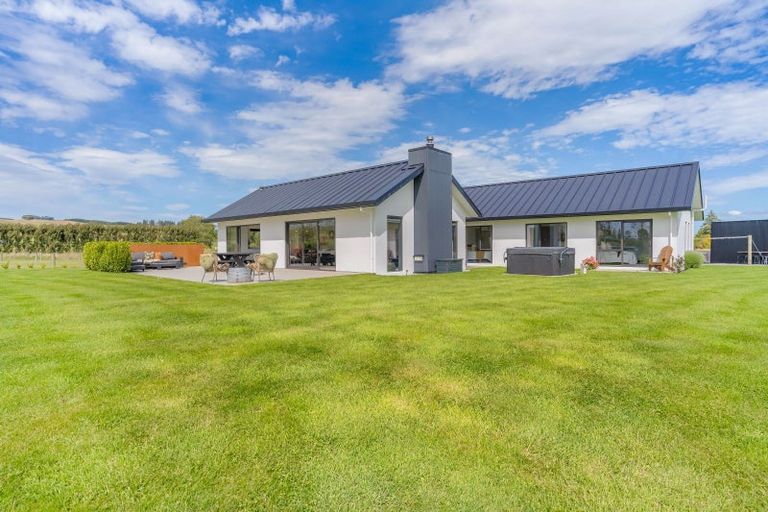 Photo of property in 141 Devereux Road, Winton, 9782