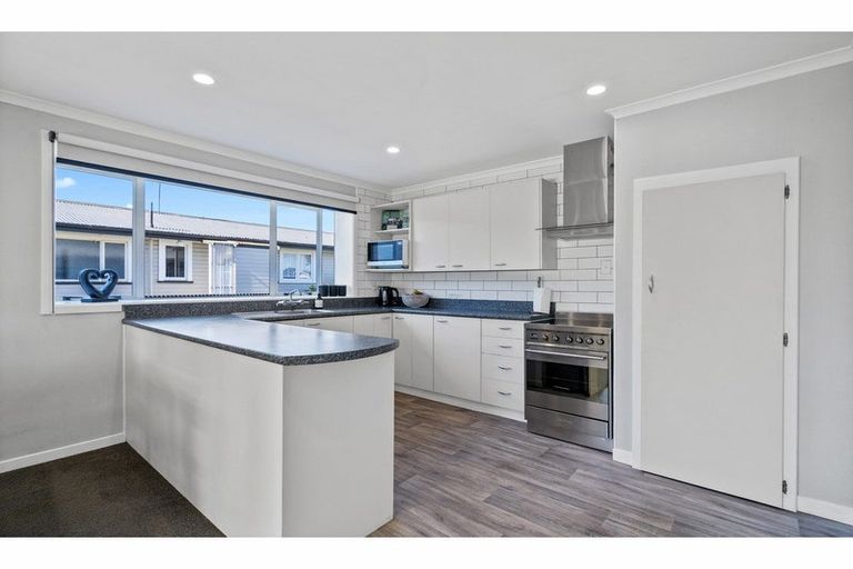 Photo of property in 12 Willis Street, Grasmere, Invercargill, 9810