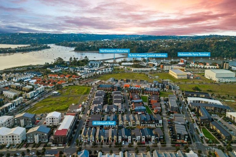 Photo of property in 48 Glidepath Road, Hobsonville, Auckland, 0616