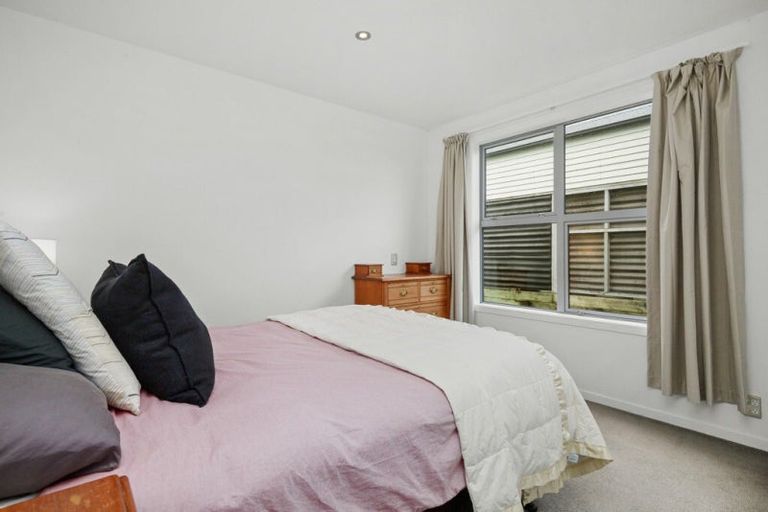 Photo of property in 11 Otonga Heights, Maungaraki, Lower Hutt, 5010