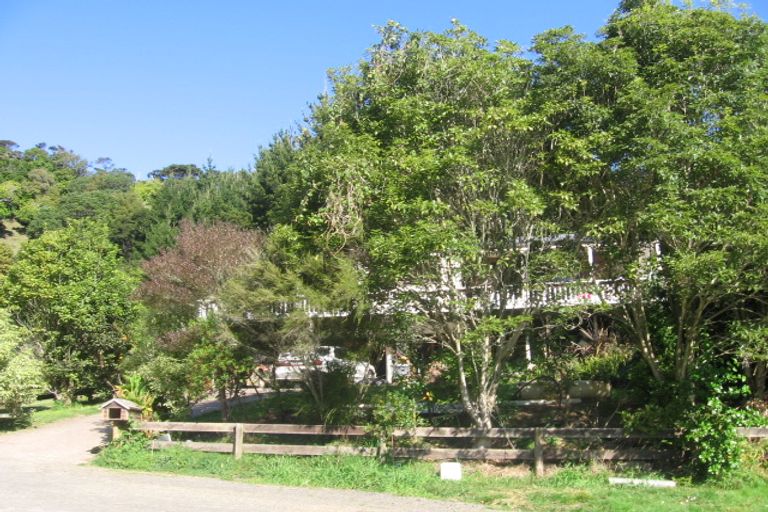 Photo of property in 22 Irishtown Road, Kuaotunu, Whitianga, 3592