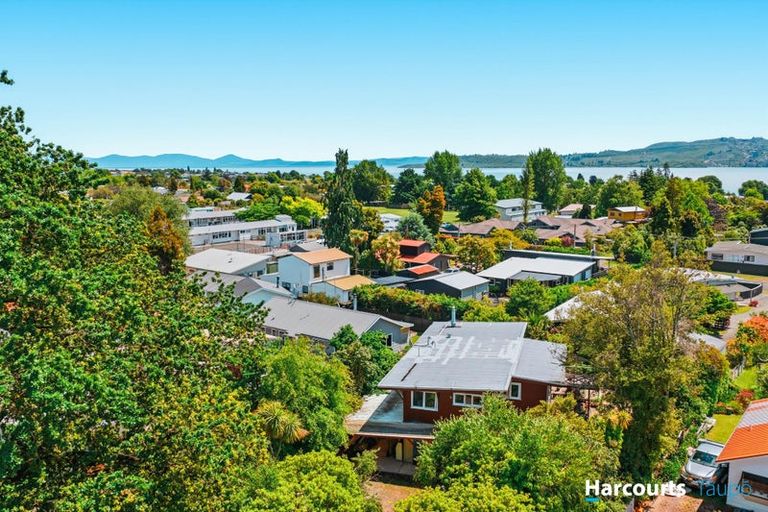 Photo of property in 11 Frederick Street, Two Mile Bay, Taupo, 3330