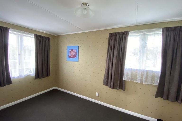 Photo of property in 29 Douglas Crescent, Fairfield, Hamilton, 3214