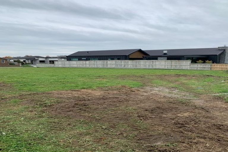 Photo of property in 51 Roy Hilton Drive, Flagstaff, Hamilton, 3210