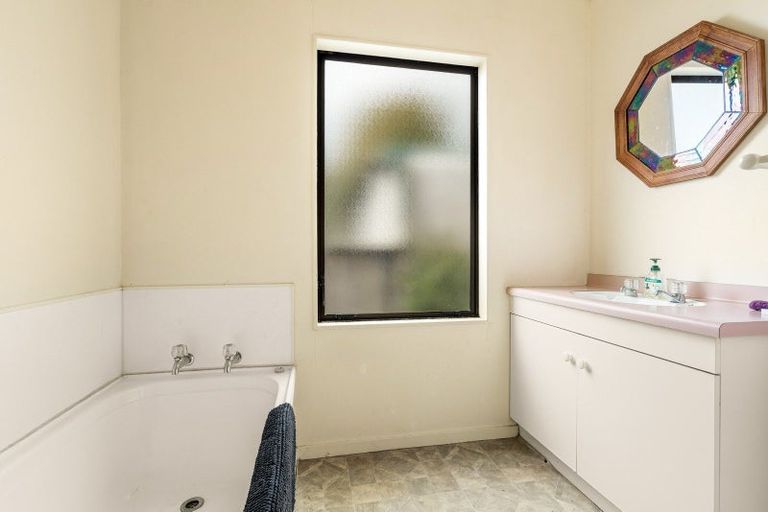 Photo of property in 2/5 Motueka Street, Nelson South, Nelson, 7010