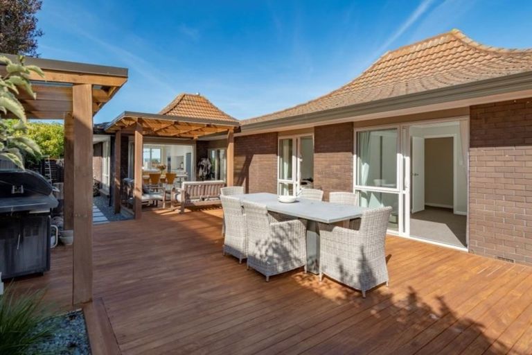 Photo of property in 19 Ridge Street, Otumoetai, Tauranga, 3110