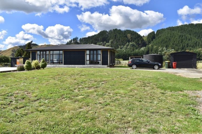 Photo of property in 42 Tame Porati Street, Manakau, Levin, 5573