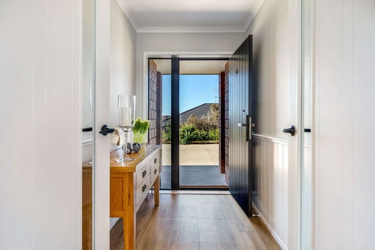 Photo of property in 21 Omega Place, Coastlands, Whakatane, 3120