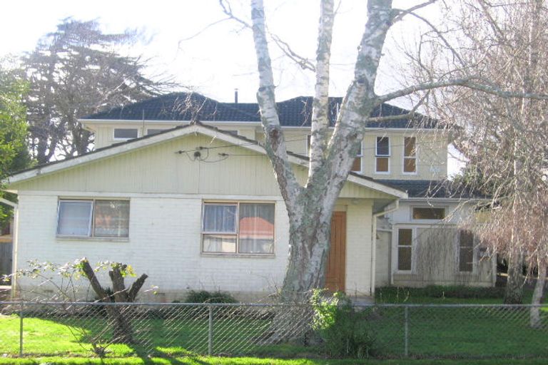 Photo of property in 2/57 Youngs Road, Papakura, 2110