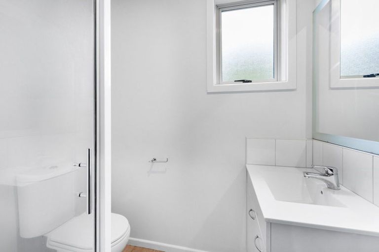 Photo of property in 40 Camberwell Place, Avonhead, Christchurch, 8042