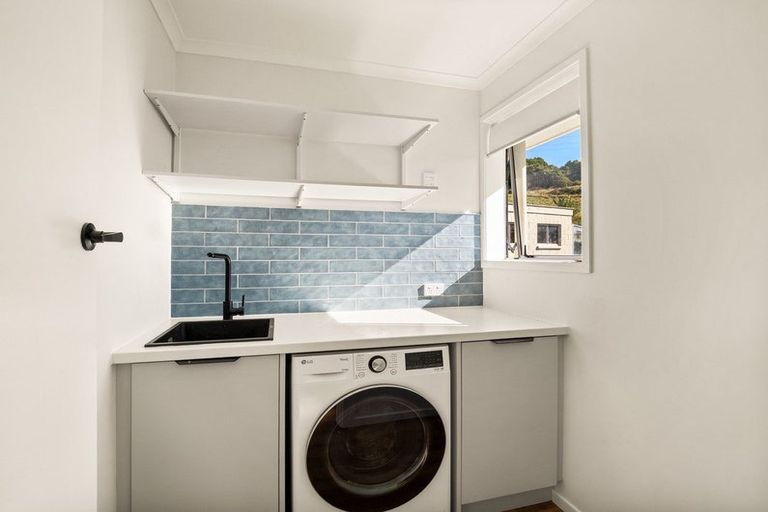 Photo of property in 35 Stephen Street, Halfway Bush, Dunedin, 9010