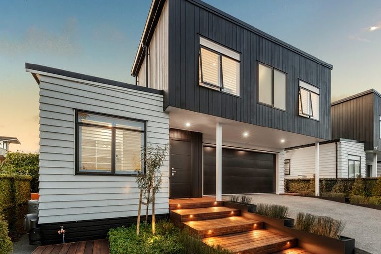 Photo of property in 4 Livingstone Street, Milford, Auckland, 0620