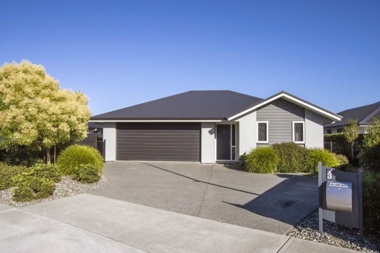 Photo of property in 3 Barham Place, Stoke, Nelson, 7011