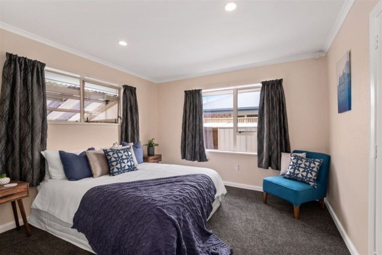 Photo of property in 87 Tilford Street, Woolston, Christchurch, 8062