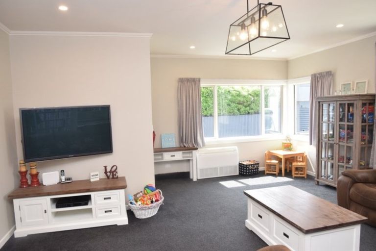 Photo of property in 33 Philip Street, Gladstone, Invercargill, 9810