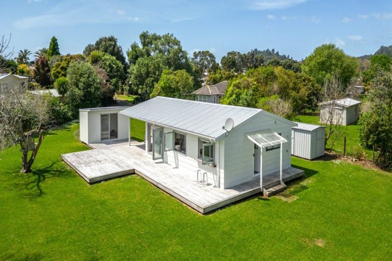 Photo of property in 68 Kon Tiki Road, Whiritoa, Whangamata, 3691
