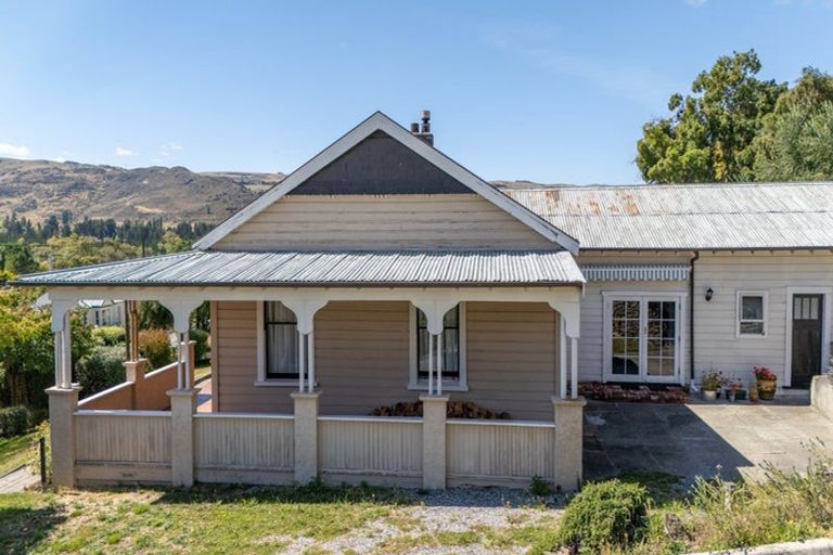 Photo of property in 1 Scotland Street, Roxburgh, 9500