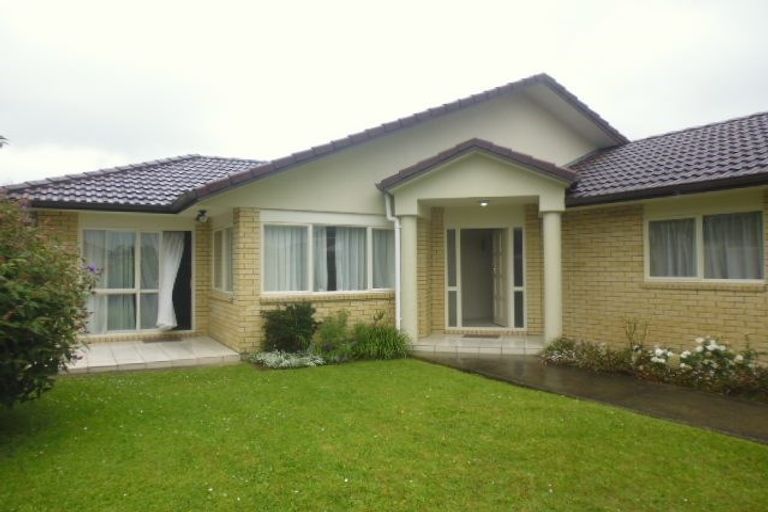 Photo of property in 21 Milson Drive, Papakura, 2110