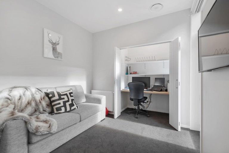 Photo of property in 12 Morepork Way, Arthurs Point, Queenstown, 9371