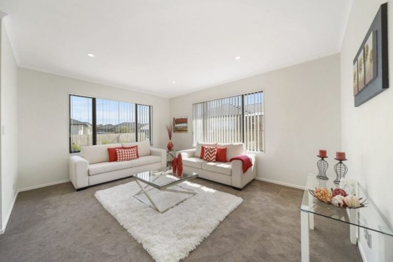 Photo of property in 38 Wellfield Drive, Papakura, 2110