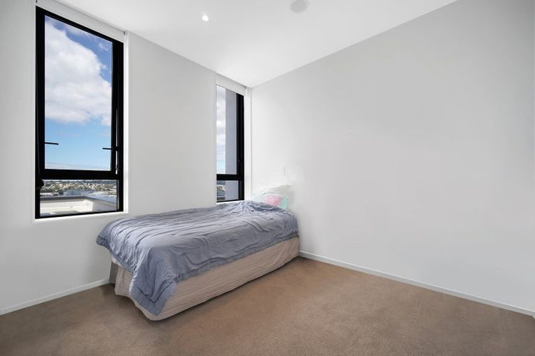 Photo of property in 1103/1 Buscomb Avenue, Henderson, Auckland, 0610